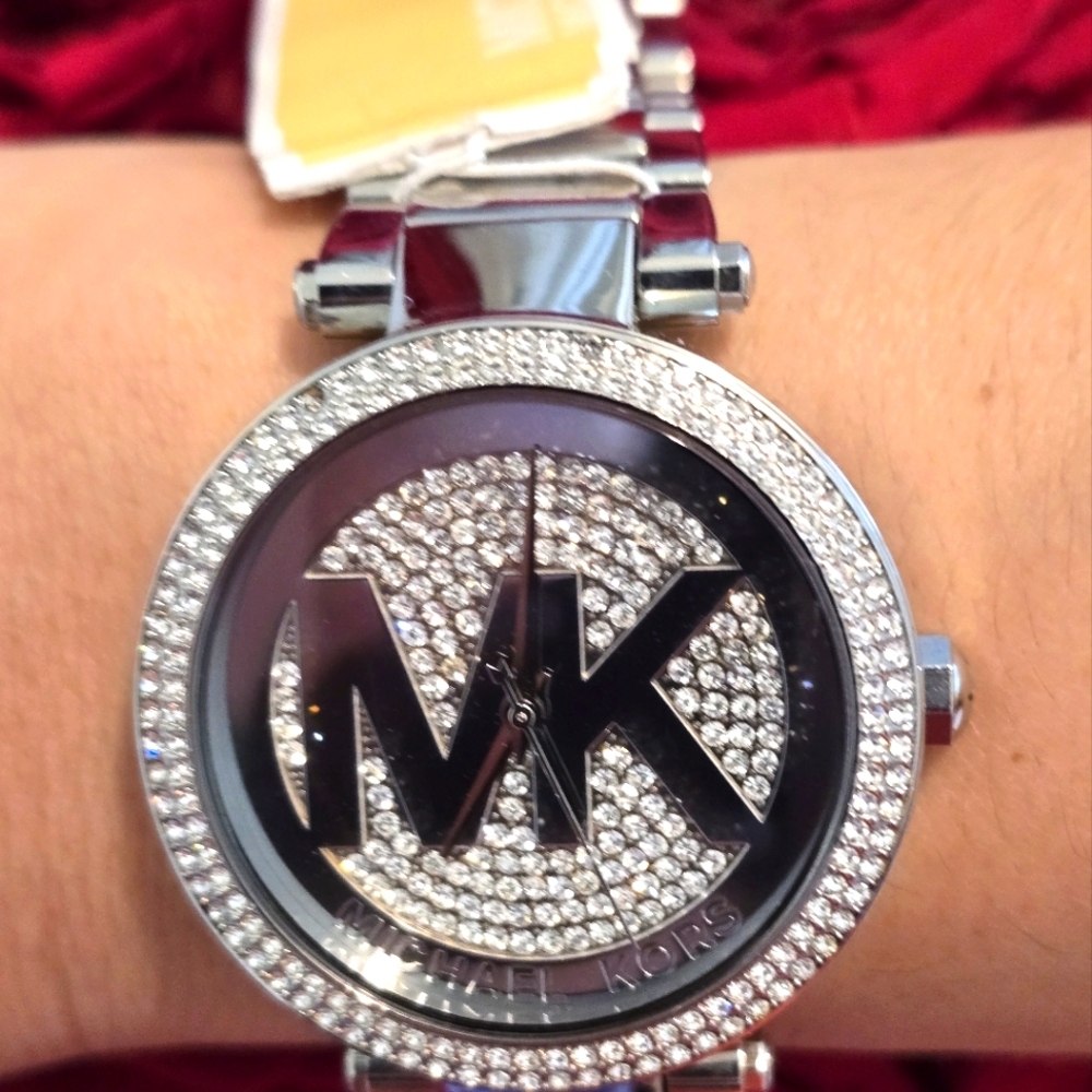 Michael Kors Silver Watch - Picture 2 of 7